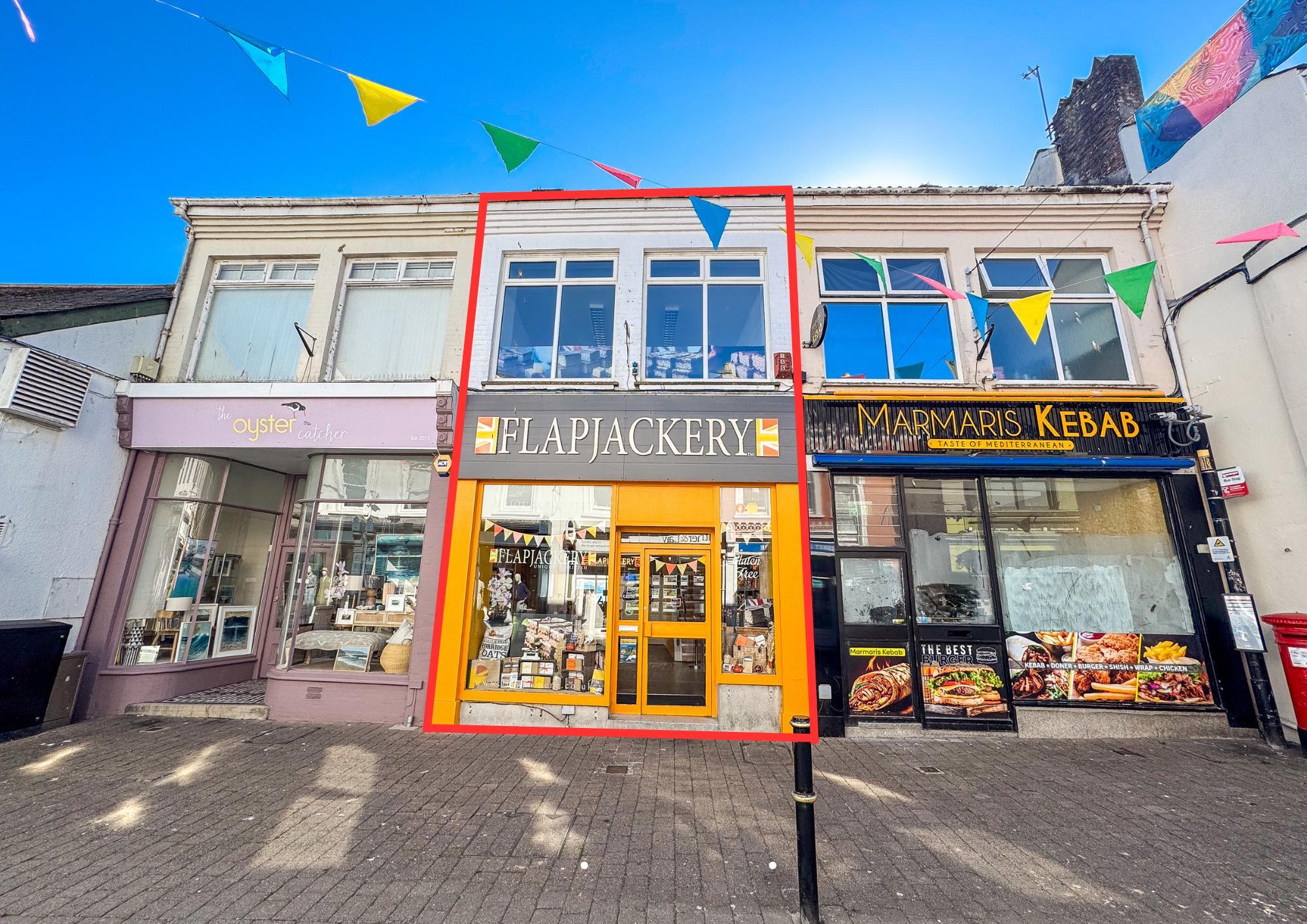 61 Church St, Falmouth, CON for Sale