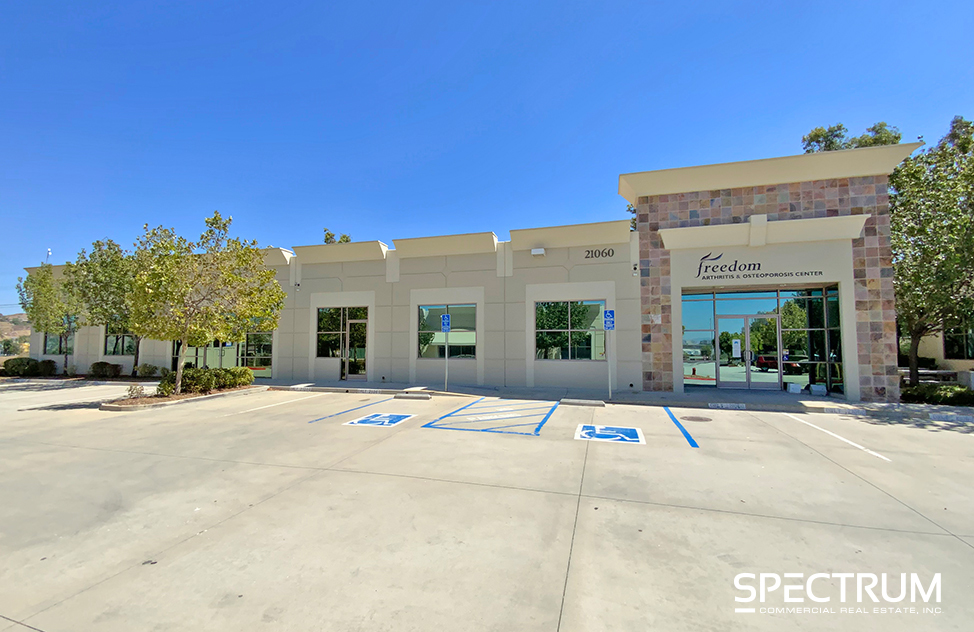 21060 Centre Pointe Pky, Santa Clarita, CA for Rent