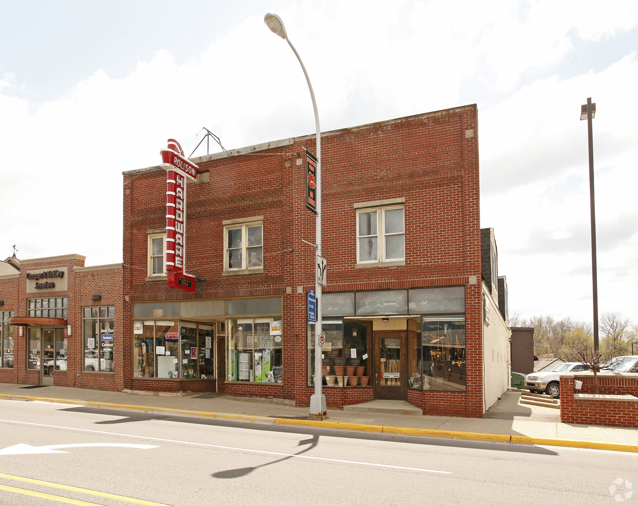113 W Main St, Brighton, MI for Rent