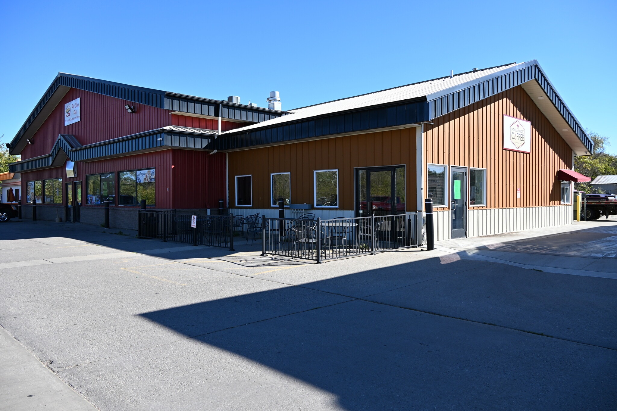 620 Dutch Lake Dr, Howard Lake, MN for Rent