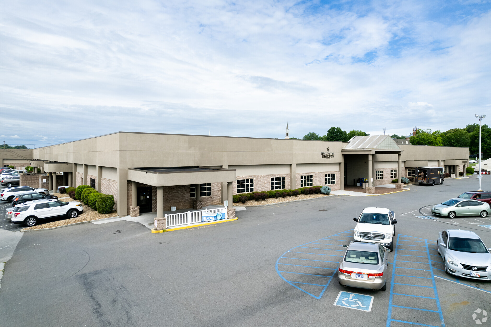 420 W Morris Blvd, Morristown, TN for Rent