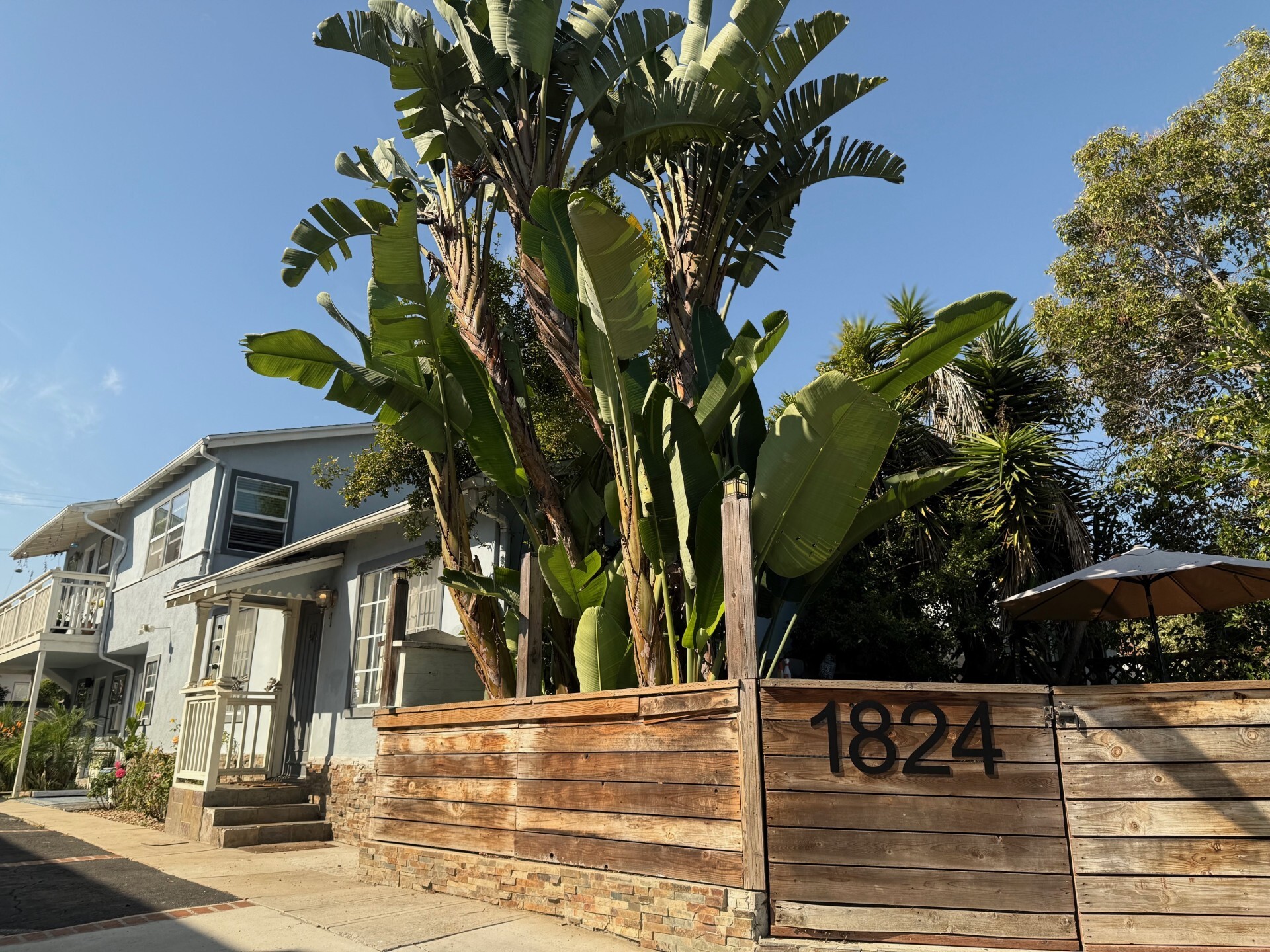 1824 10th St, Santa Monica, CA for Sale