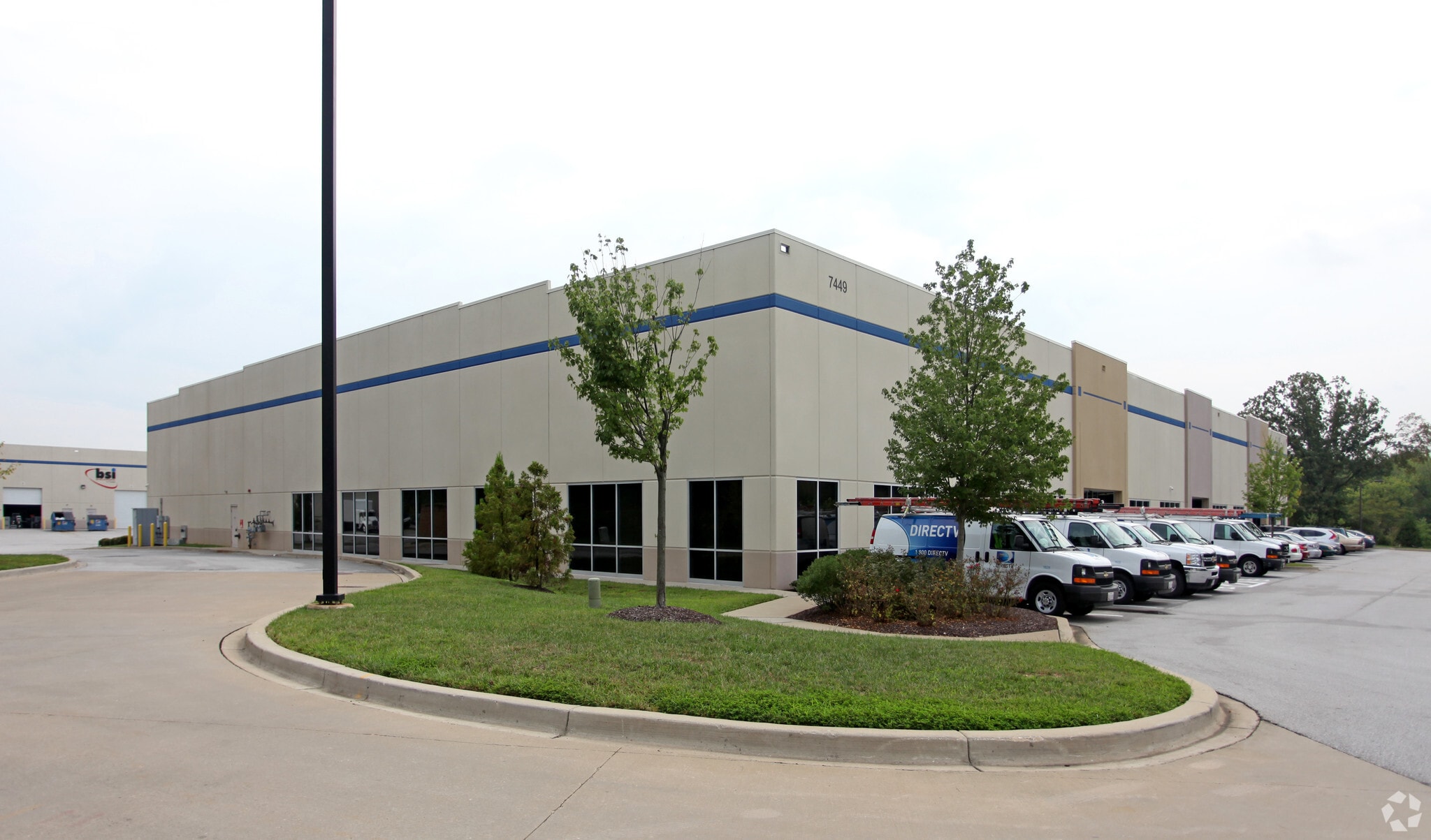 7449 Race Rd, Hanover, MD for Rent