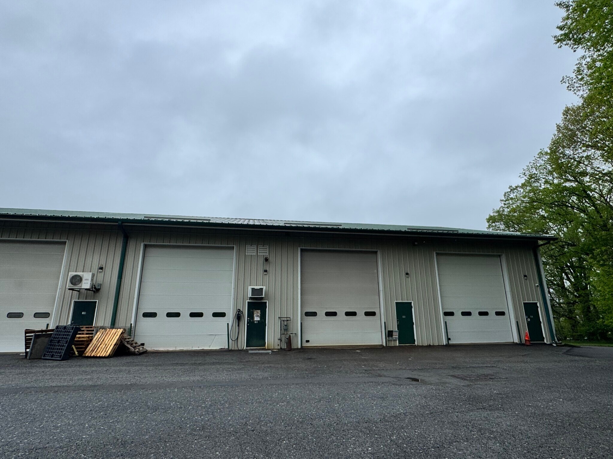 72 Airport Dr, Wappingers Falls, NY for Rent