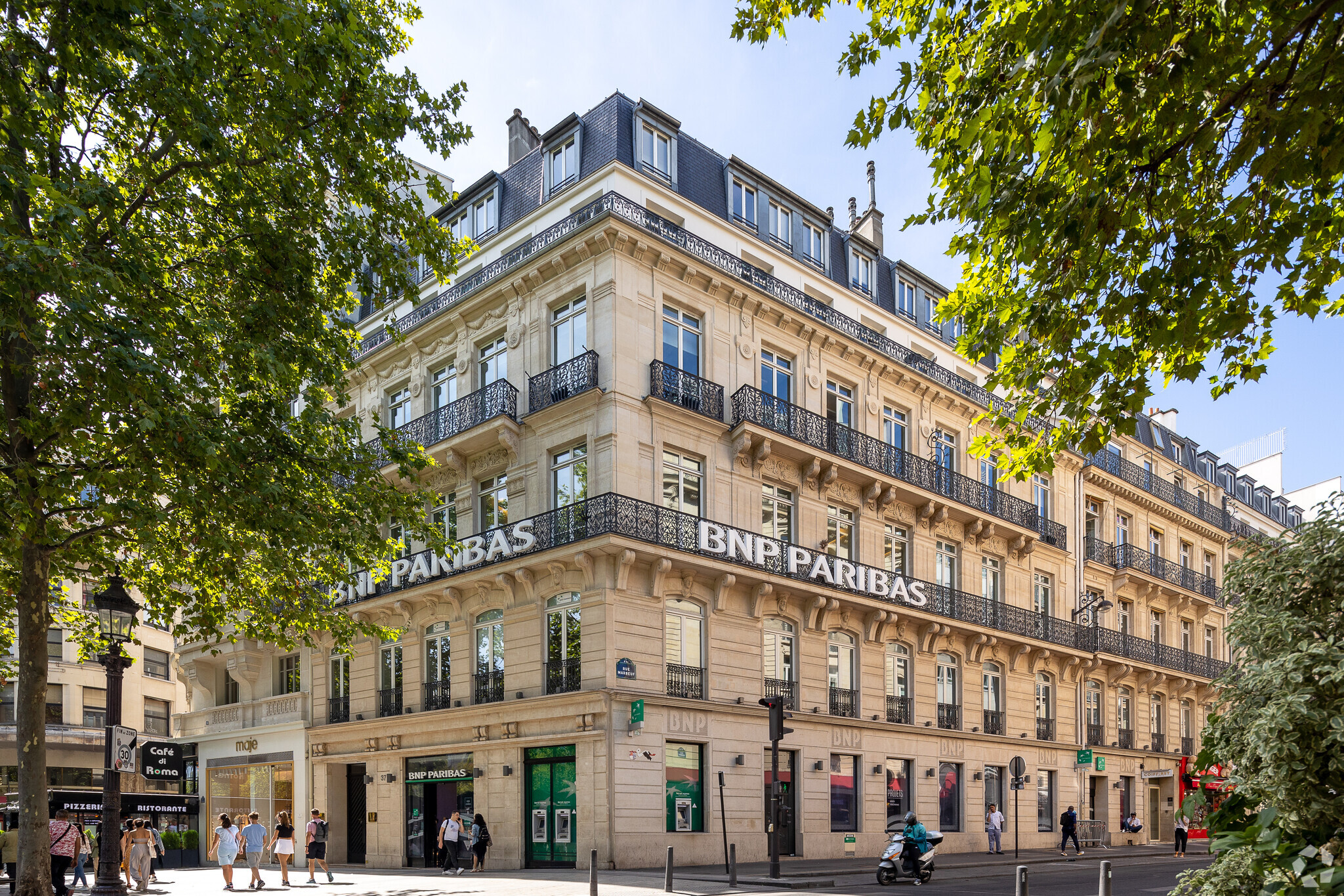 37 Avenue Des Champs Elysées, Paris, PAR for Rent