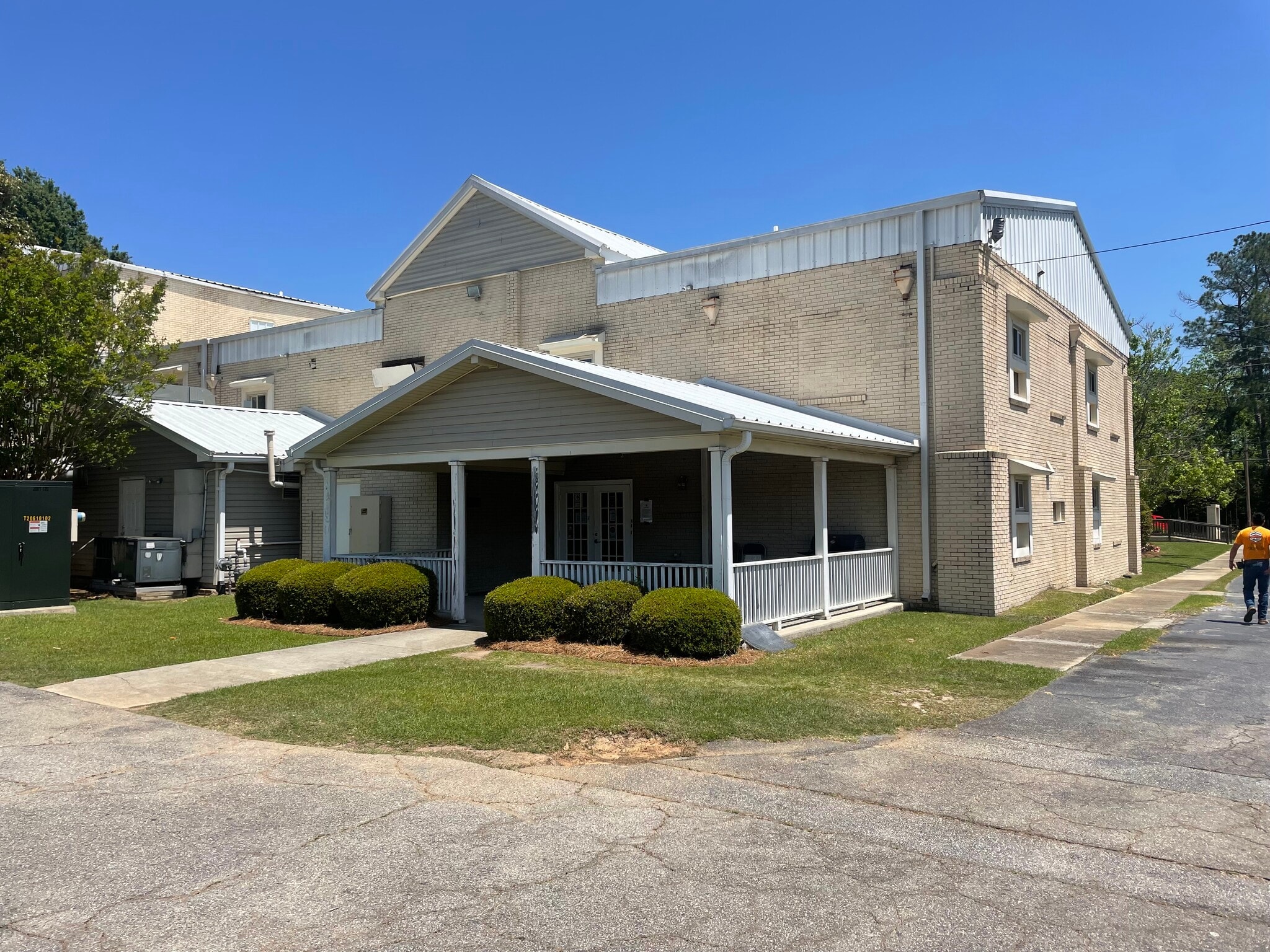 127 S Sixth St, Warner Robins, GA for Sale