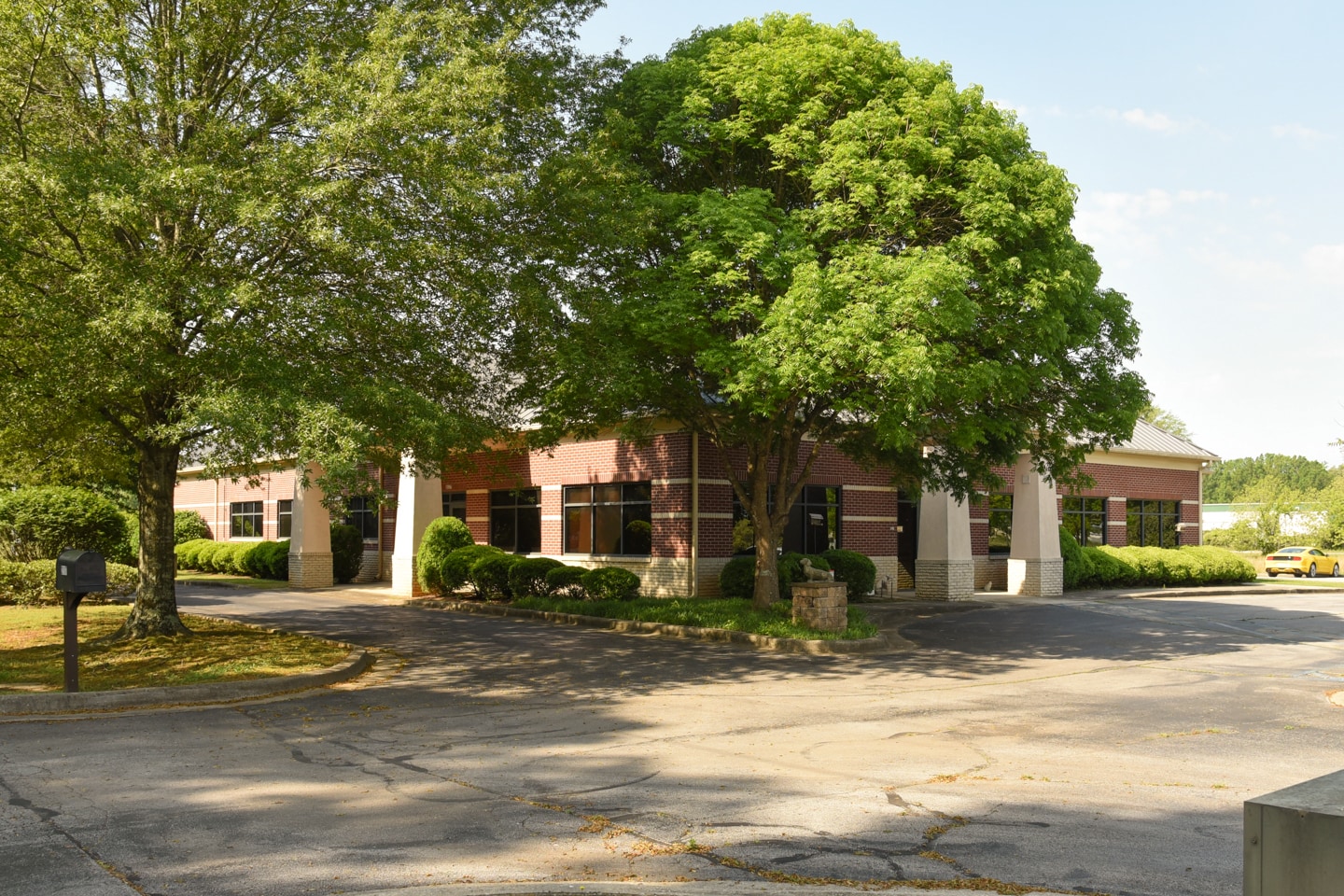 2117 Veterans Dr SE, Decatur, AL for Sale