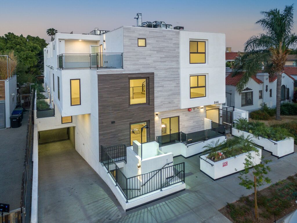 846 N Alta Vista Blvd Los Angeles, CA 90046 MultiFamily Property for
