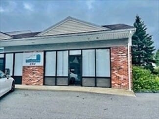 Acushnet, MA Office/Medical - 132 S Main St