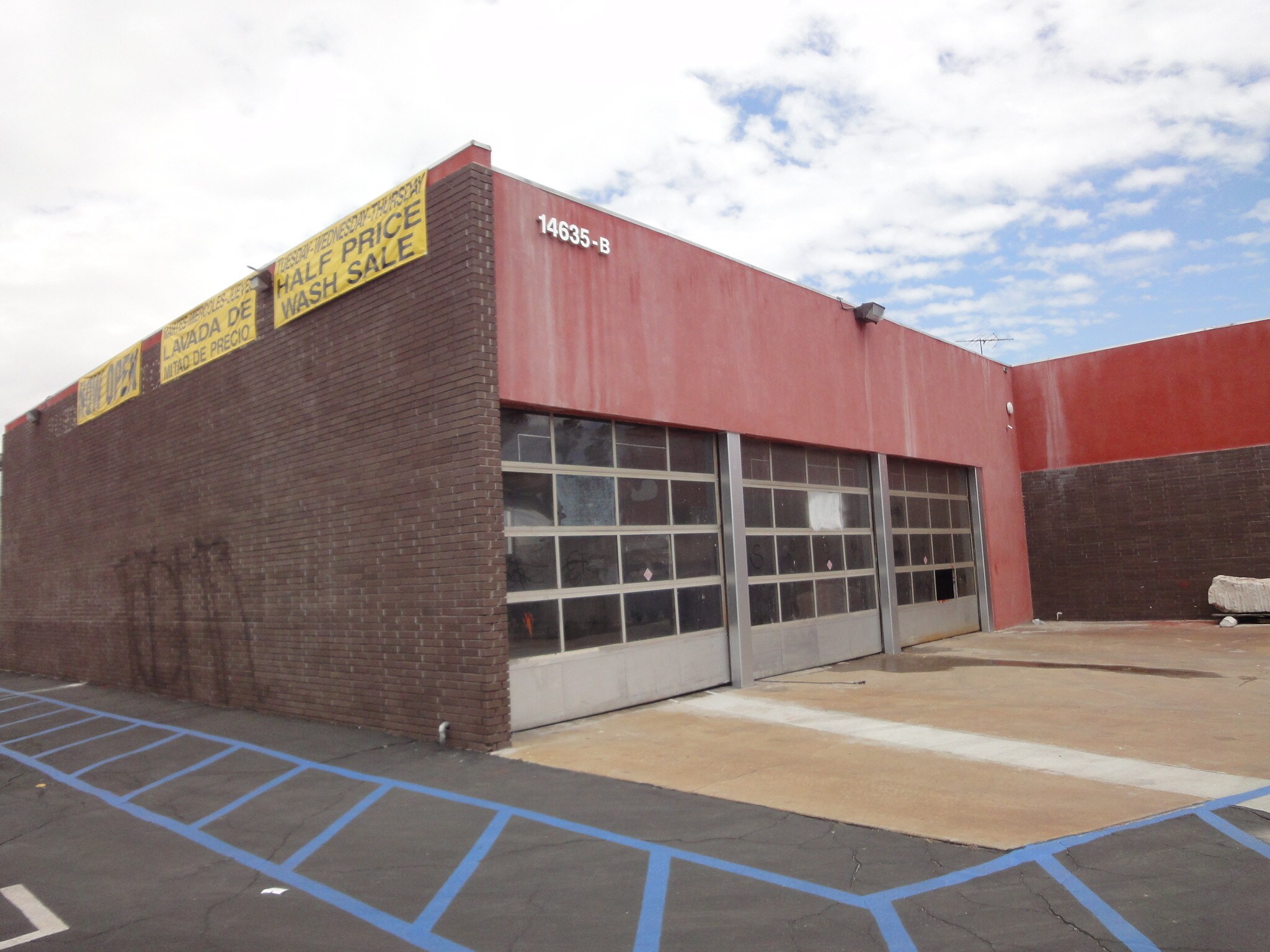 14635 Parthenia St, Panorama City, CA for Rent