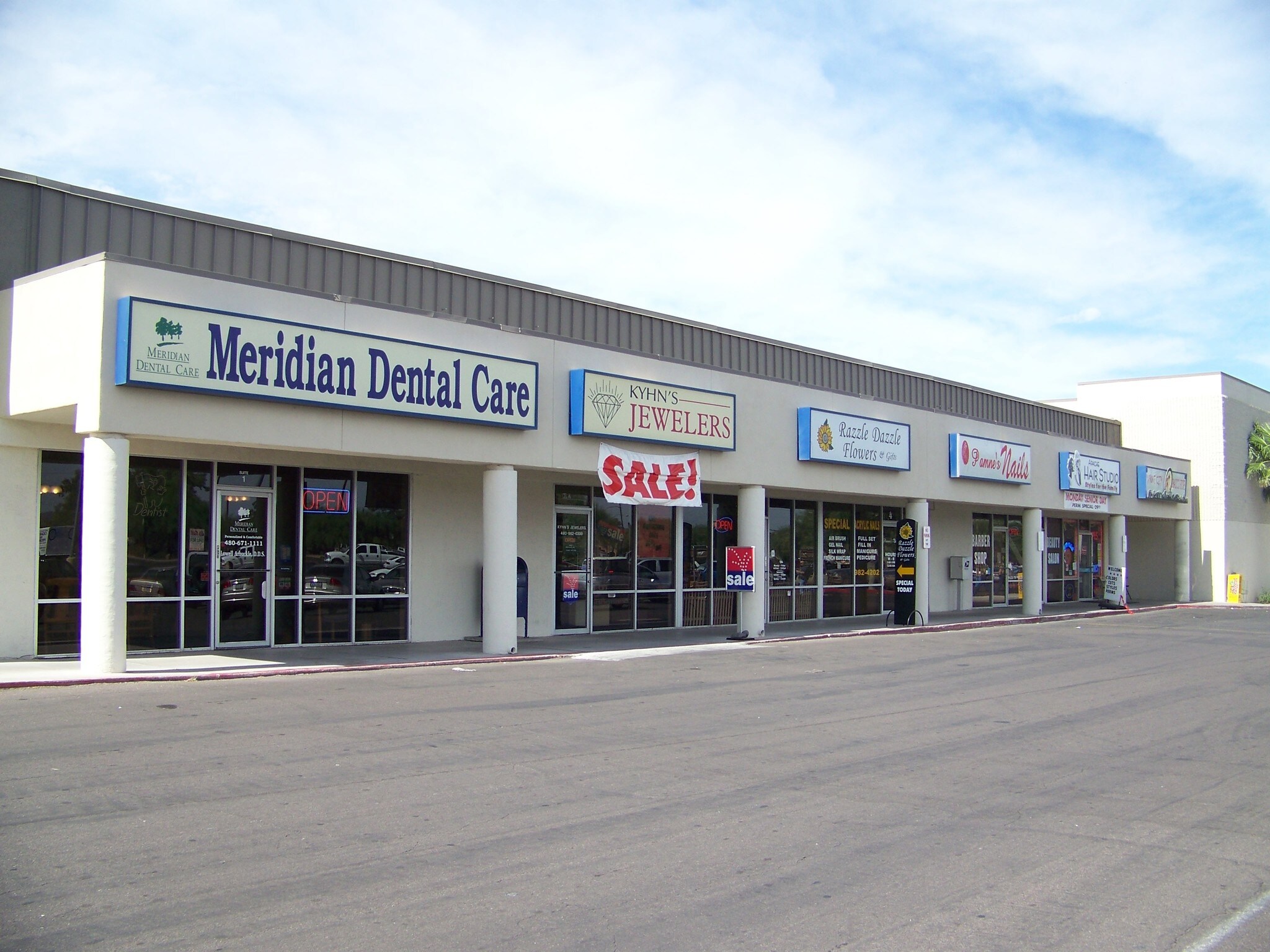 3061 W Apache Trl Apache Junction, AZ 85120 Retail Property for Lease