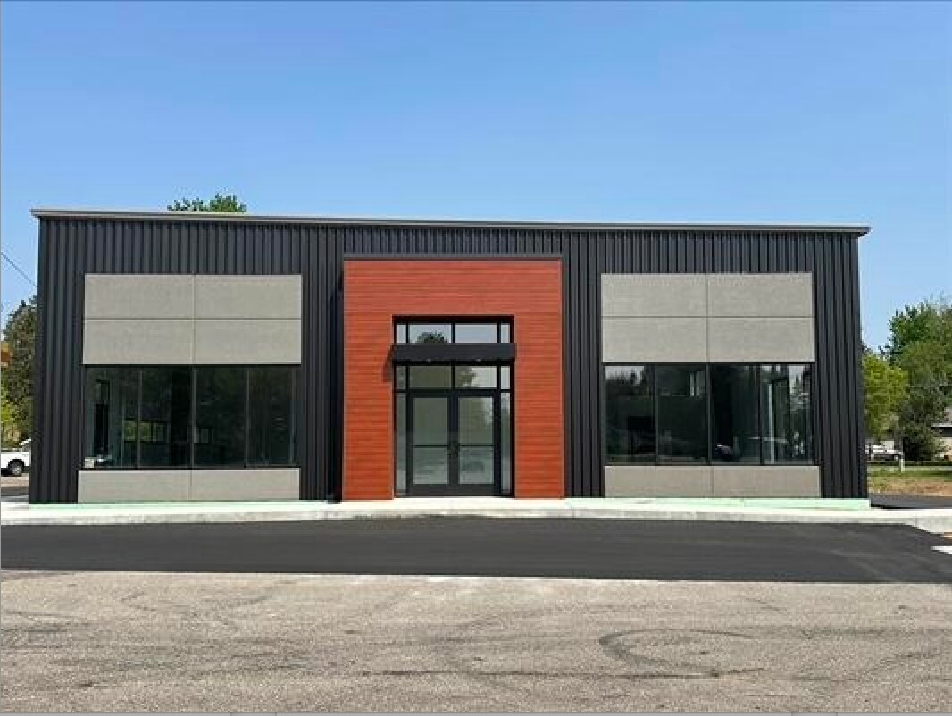 2450 Post Rd, Plover, WI for Rent