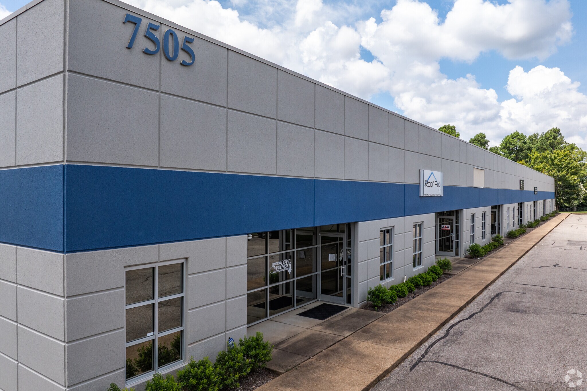 7505 Appling Center Dr, Bartlett, TN for Rent