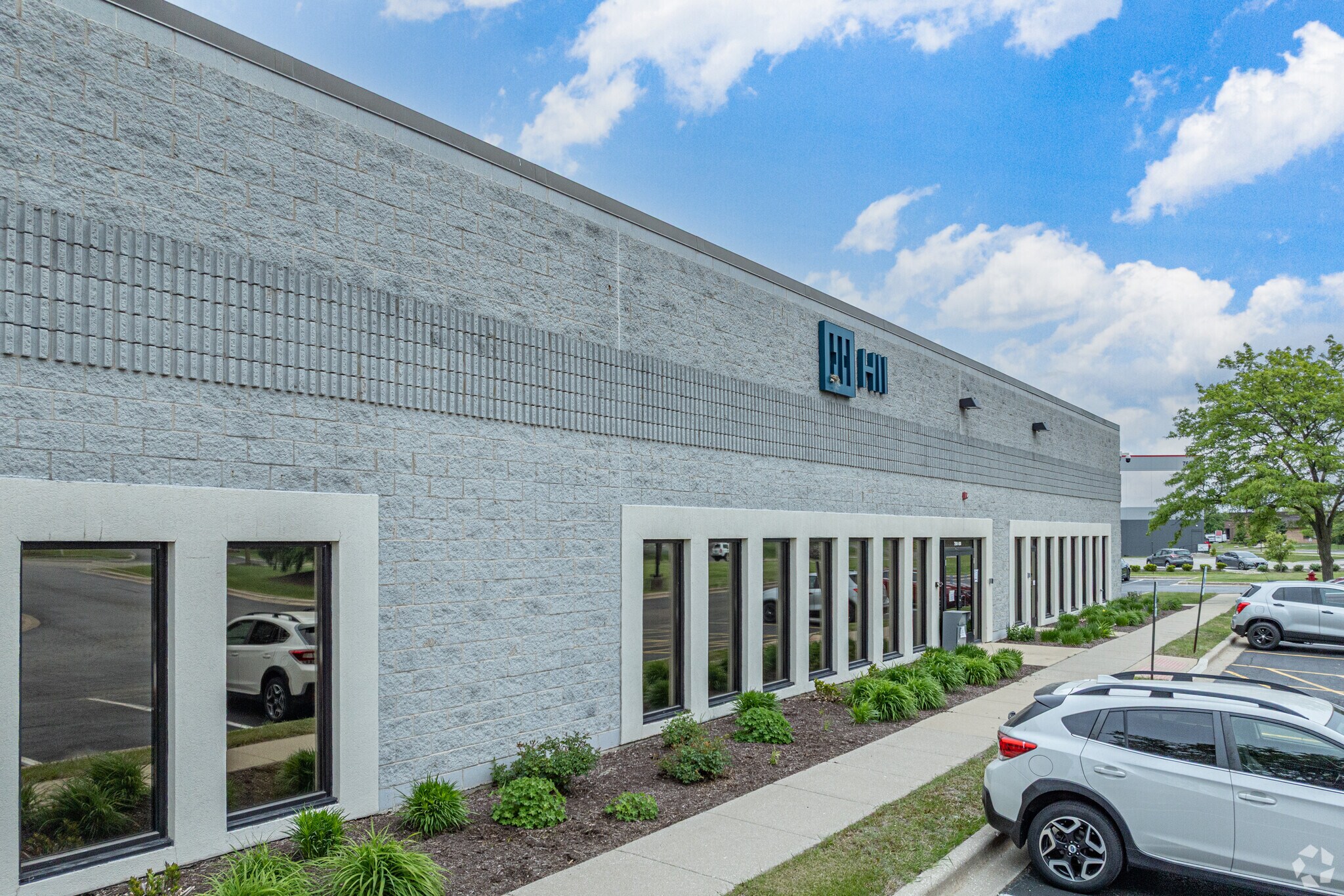 7501 S Quincy St, Willowbrook, IL for Rent