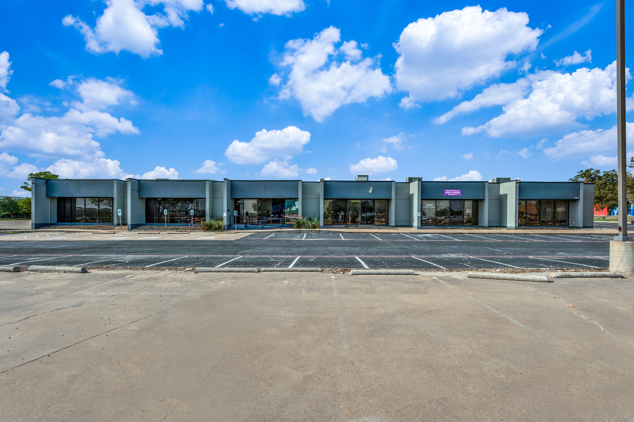 1910 Pendleton Dr, Garland, TX for Rent