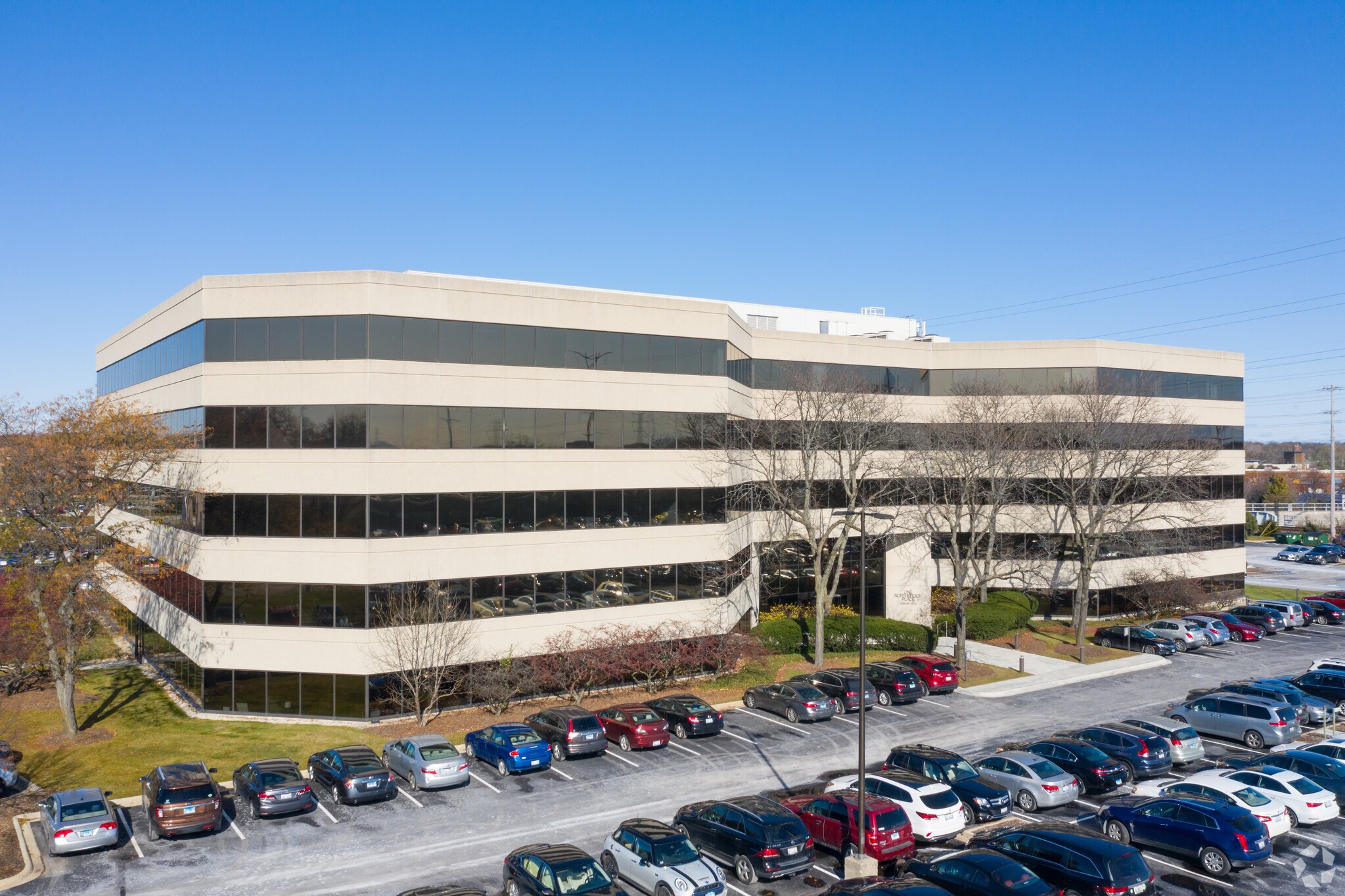 5 Revere Dr, Northbrook, IL for Rent