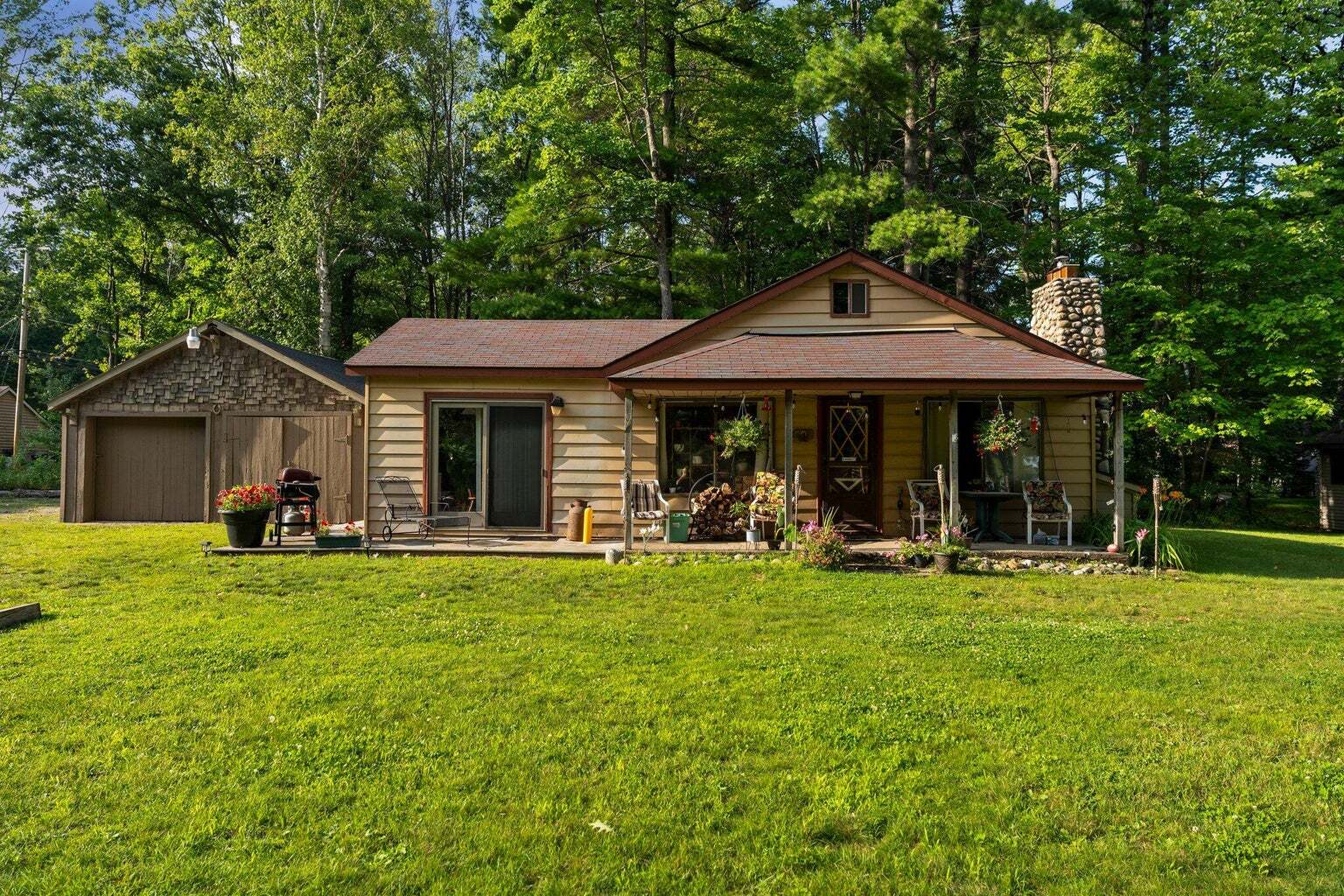 3551 W Otsego Lake Dr, Gaylord, MI for Sale