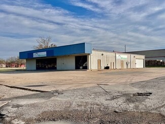 Coffeyville, KS Freestanding - 901 Lewark St