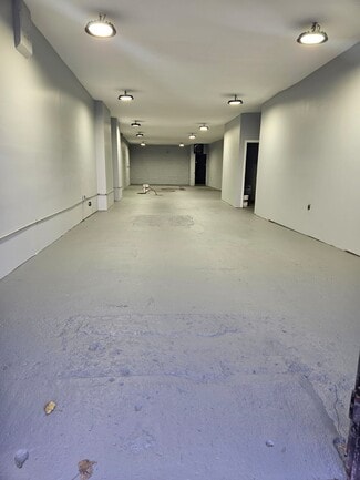 Brooklyn, NY Retail - 994 Atlantic Ave