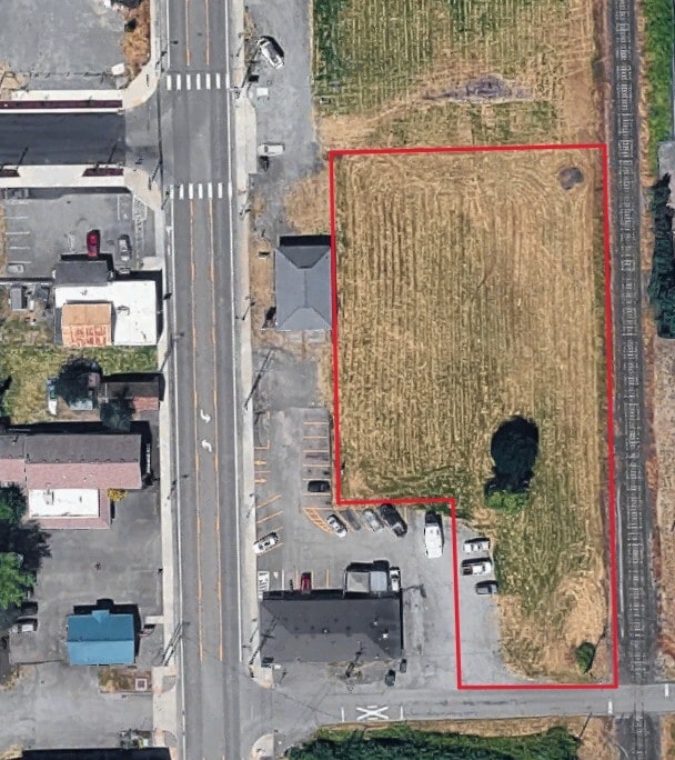 180 SE 10th St, Dundee, OR for Sale