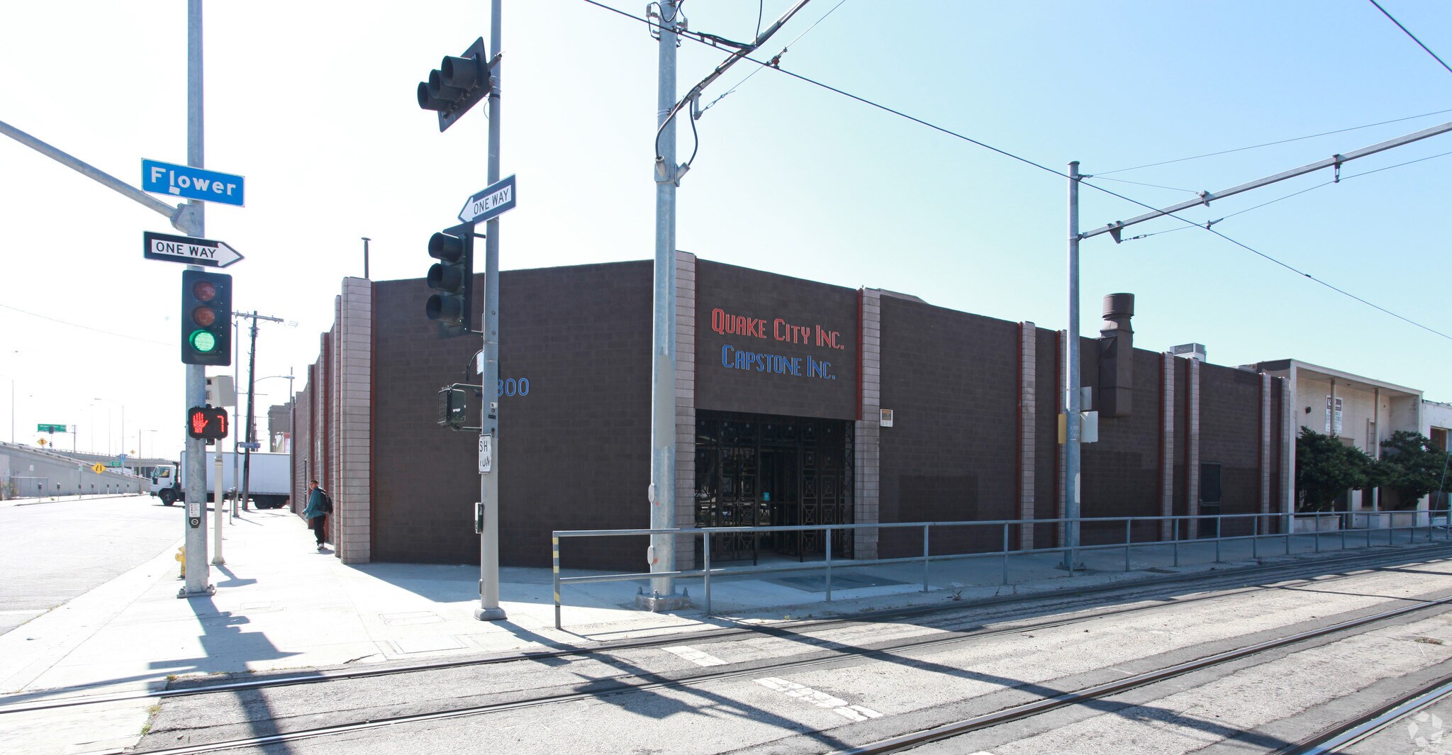 1800 S Flower St, Los Angeles, CA for Rent