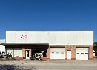 Moundridge, KS Retail - 210 W Cole St