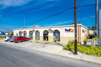 San Antonio, TX Retail - 318-337 W Olmos Dr