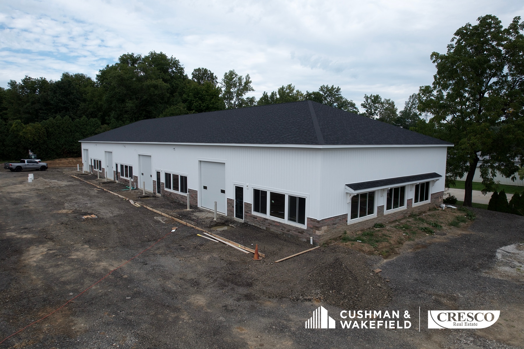 8612-8618 Mayfield Rd, Chesterland, OH for Rent