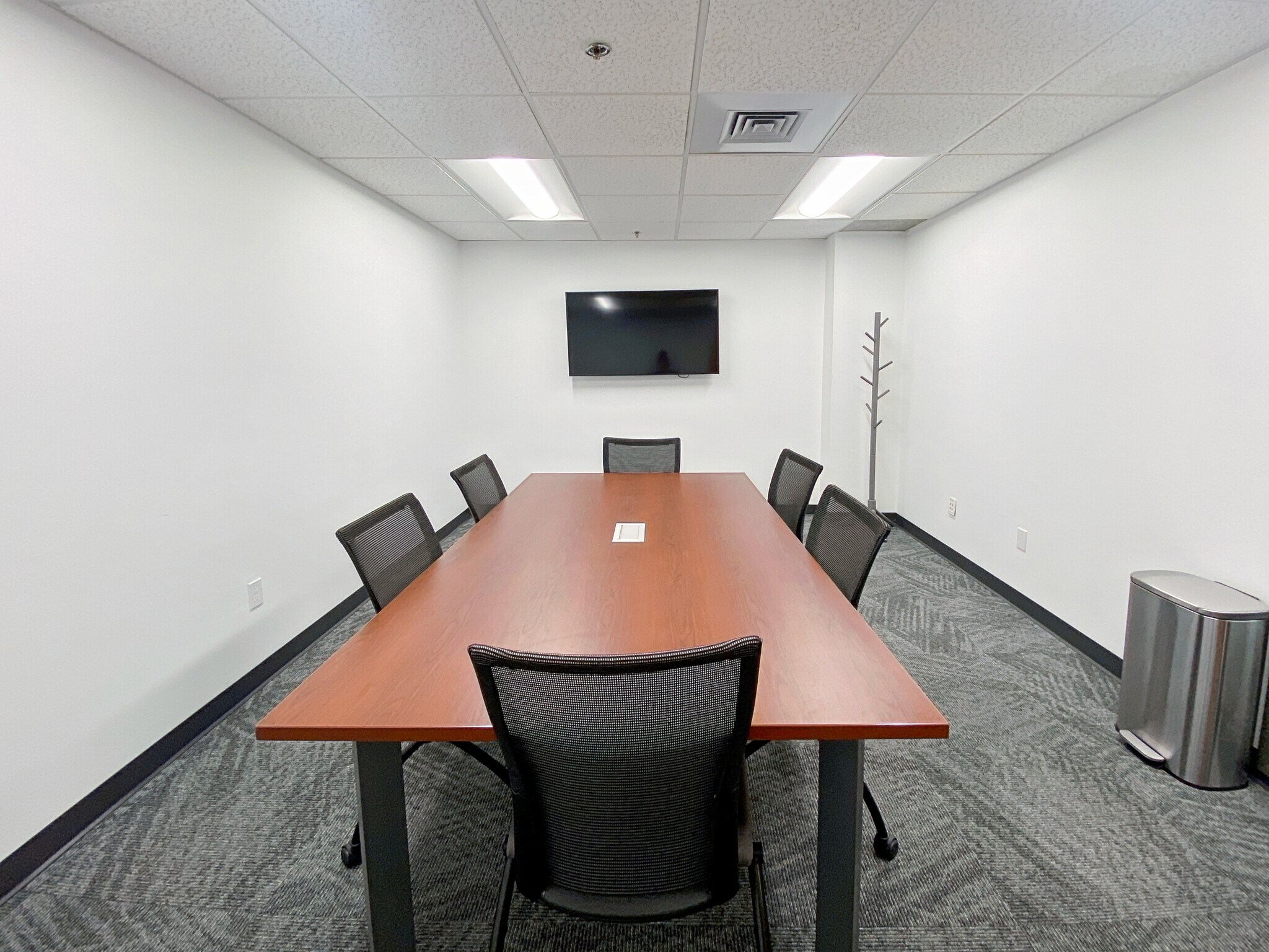 437 Turnpike St, Canton, MA for Rent