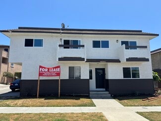 Huntington Beach, CA Apartments - 17422 Keelson Ln