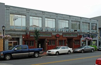 Huntington, NY Retail - 371-377 New York Ave