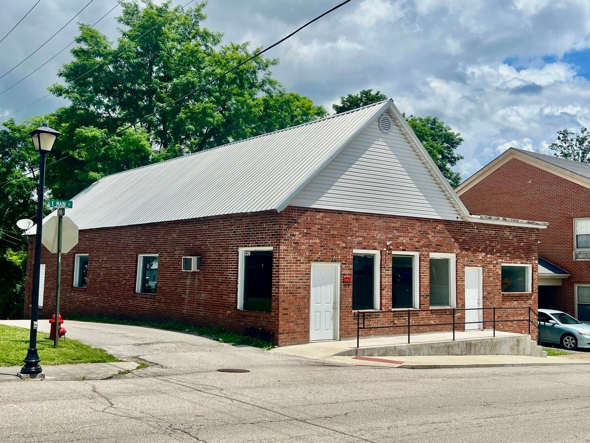 220 Main st, Mount Vernon, KY for Sale