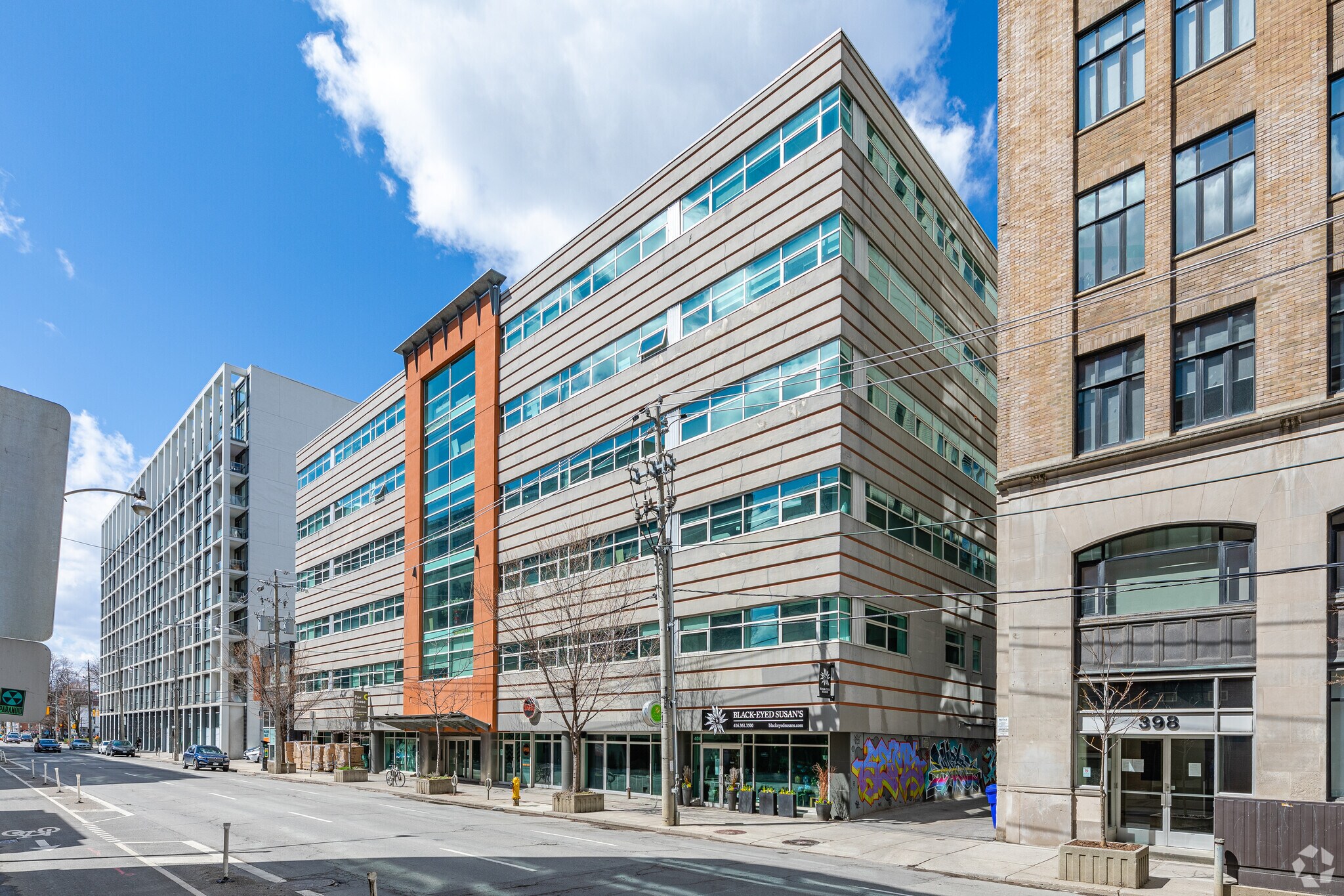 410 Adelaide St W, Toronto, ON for Rent