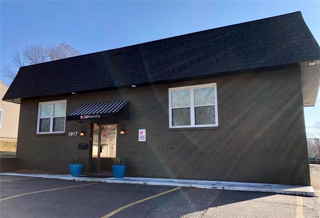 1917 William St, Cape Girardeau, MO for Sale