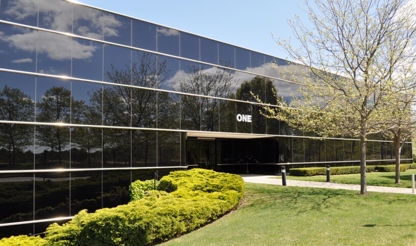 1 Corporate Dr, Bohemia, NY for Rent