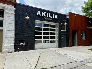 Chicago, IL Restaurant - 116 N Aberdeen St