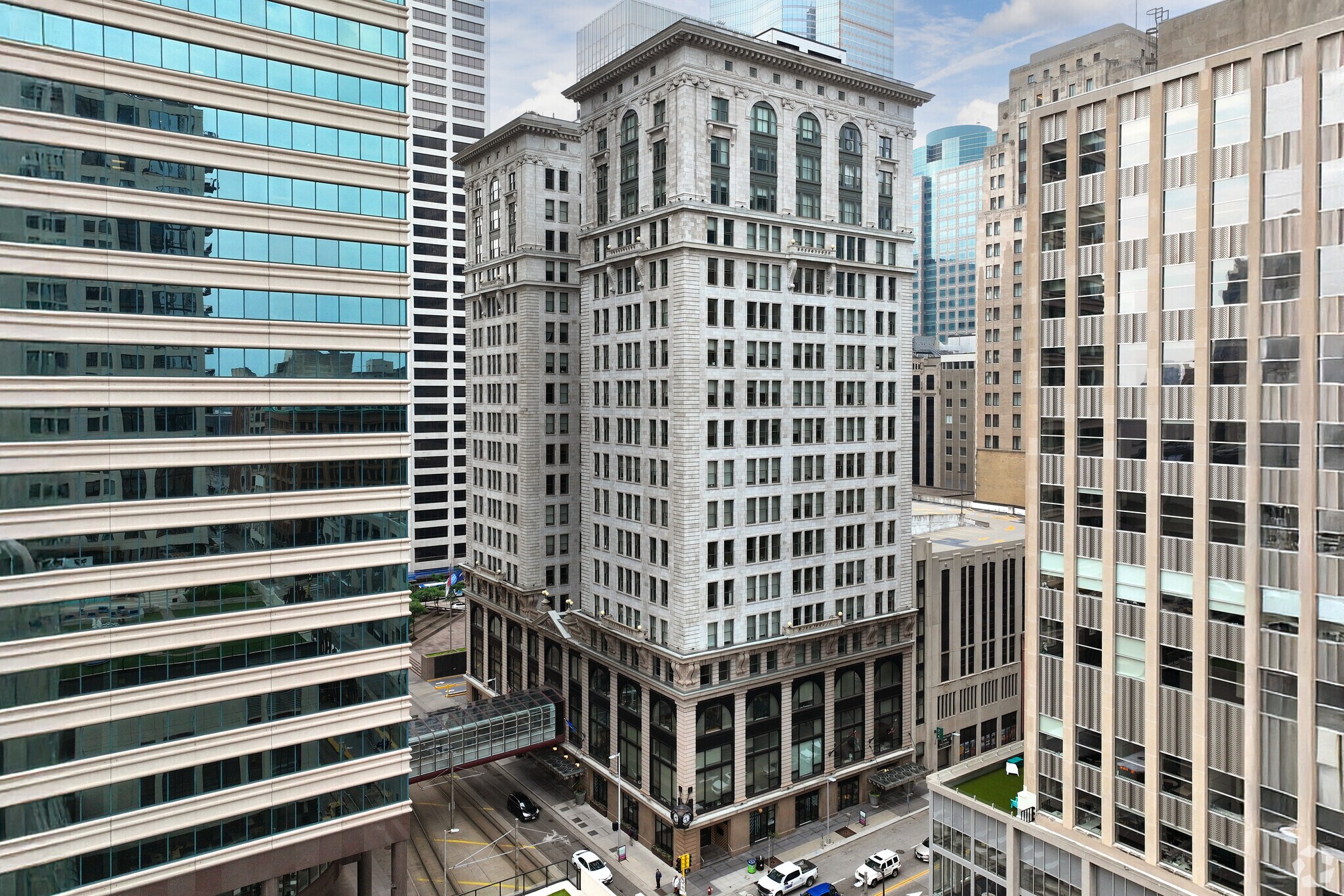 501 Marquette Ave, Minneapolis, MN for Rent