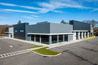 Farmingville, NY Retail - 3017 N Ocean Ave