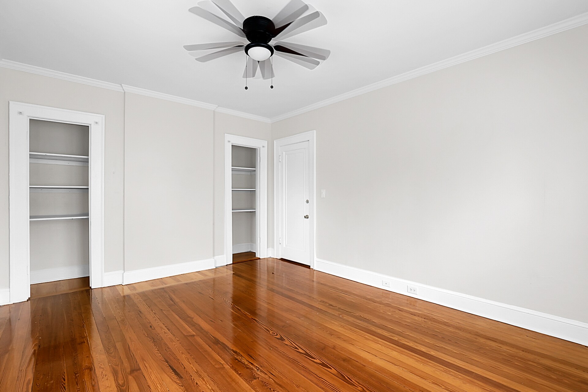 228 E Poplar St, Griffin, GA for Rent