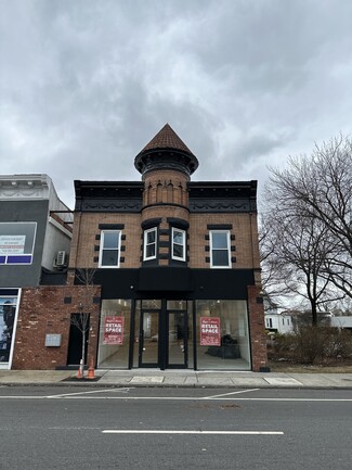 Rockville Centre, NY Retail - 200 Merrick Rd