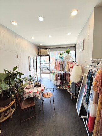Brooklyn, NY Retail - 568 Manhattan Ave