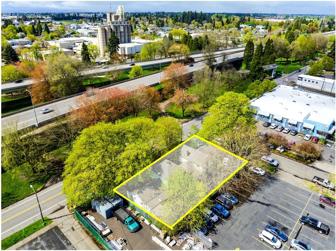 490 W 4th Ave, Eugene, OR for Sale