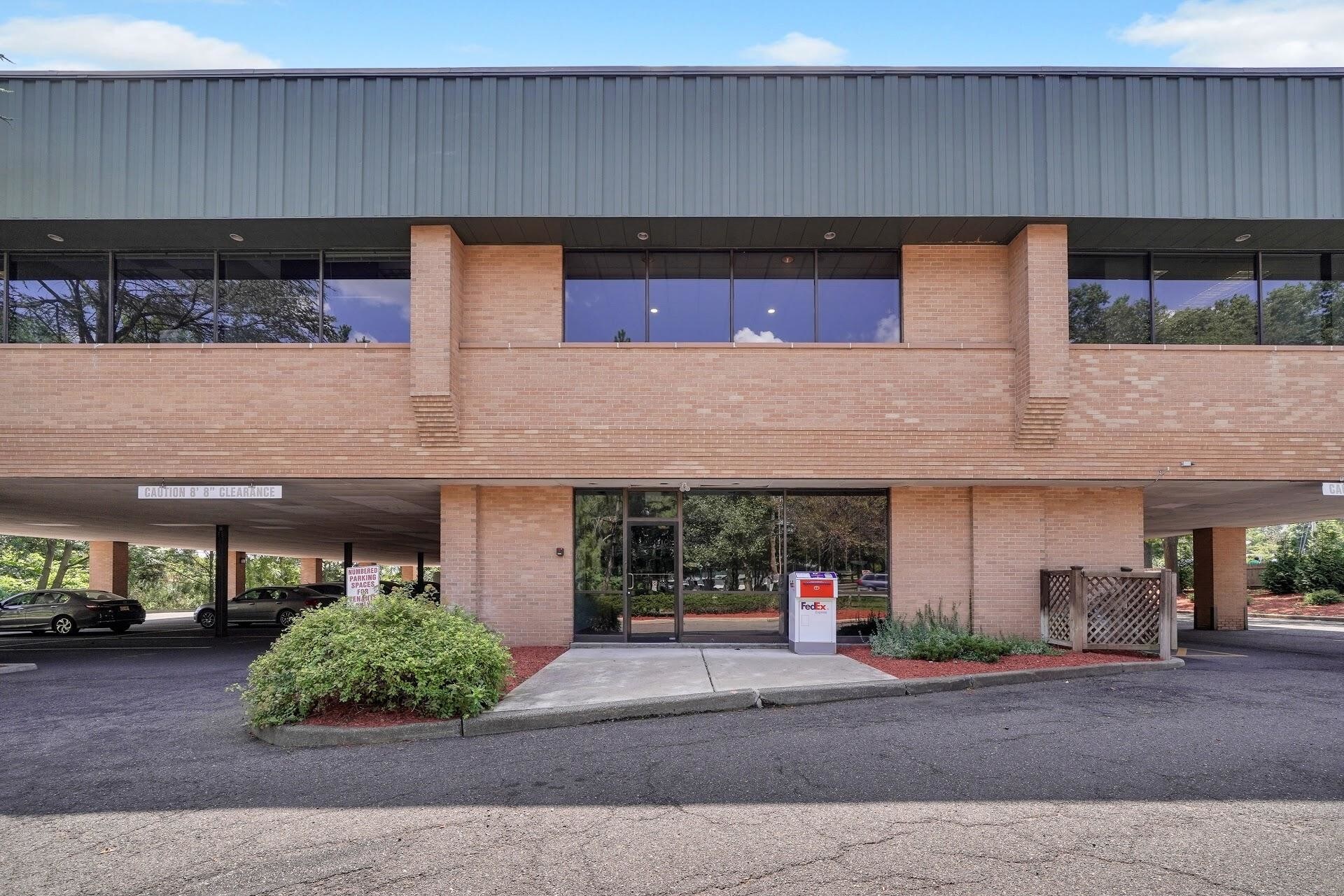 180 Summit Ave Montvale, NJ 07645 Office Property for Lease on