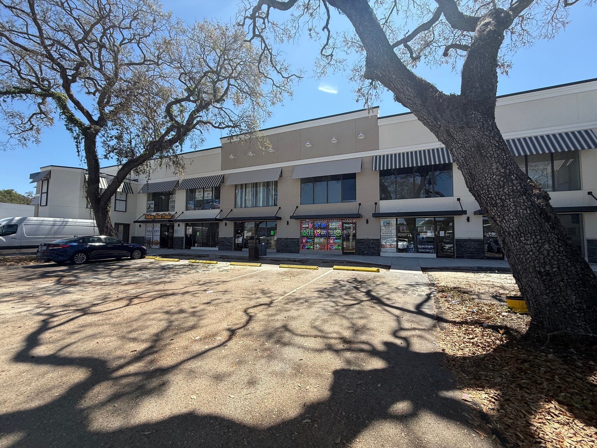 4815-4817 E Busch Blvd, Tampa, FL for Rent