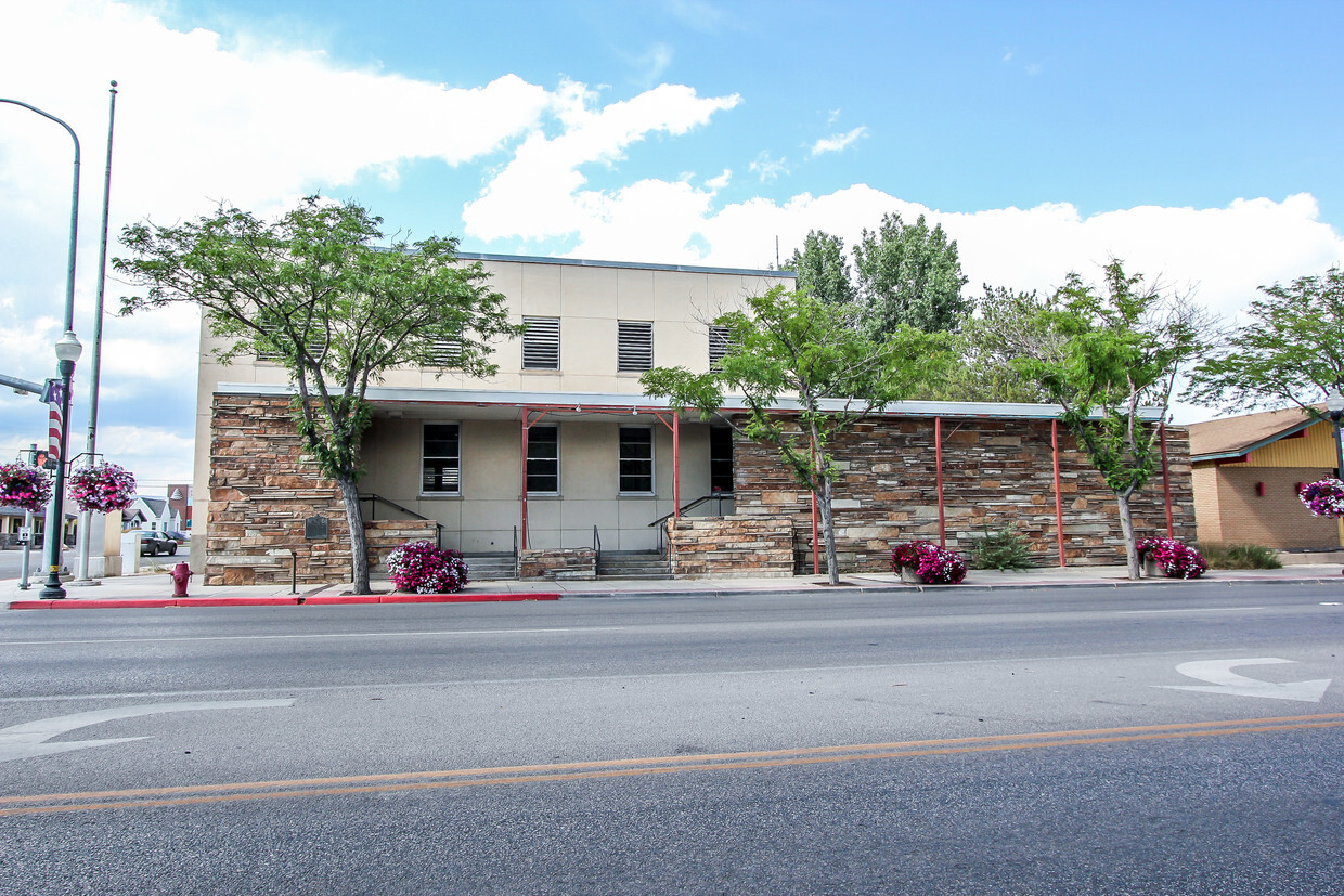 92 W Main St, Vernal, UT for Sale