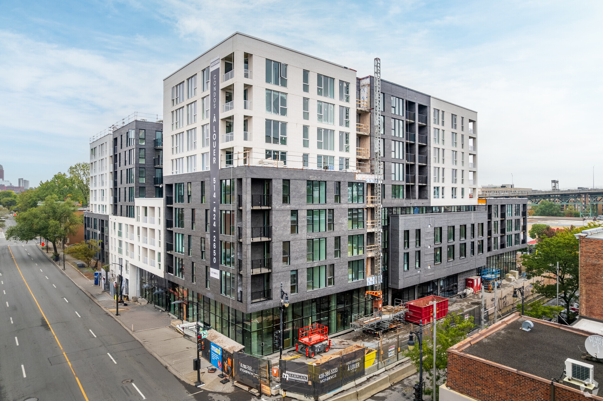 1814-1835 Rue Sainte-Catherine E, Montréal, QC for Rent