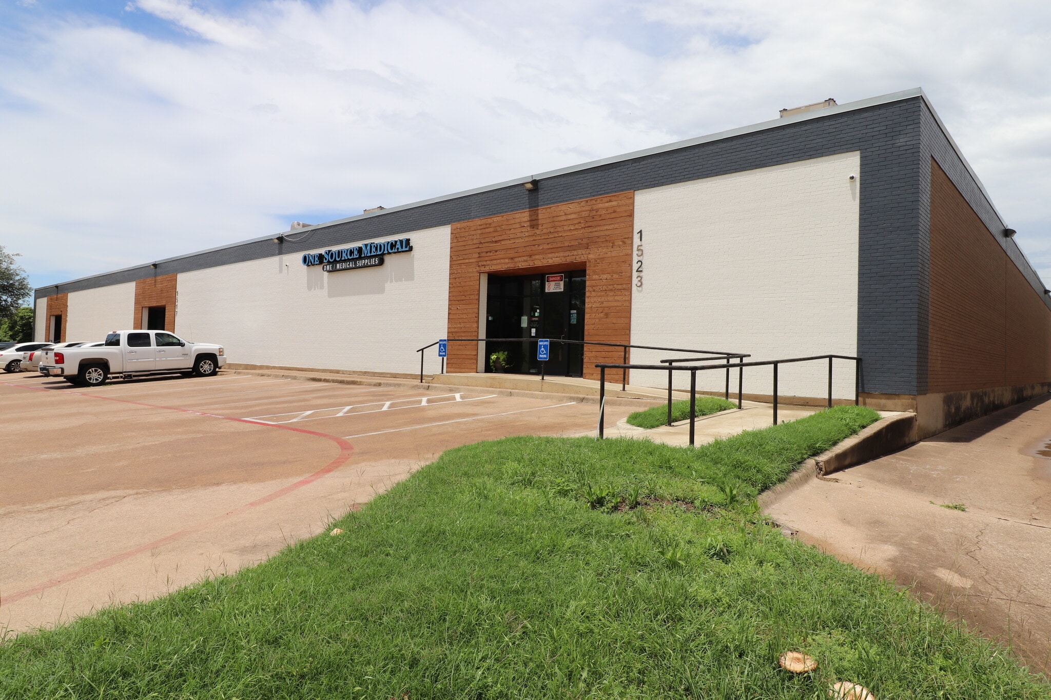 1511-1523 Prudential Dr, Dallas, TX for Rent