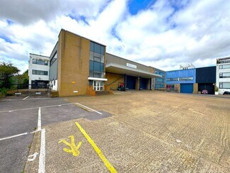 Brentford, LND Industrial - Great West Rd