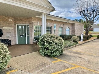 Nacogdoches, TX Medical - 613 Russell Blvd