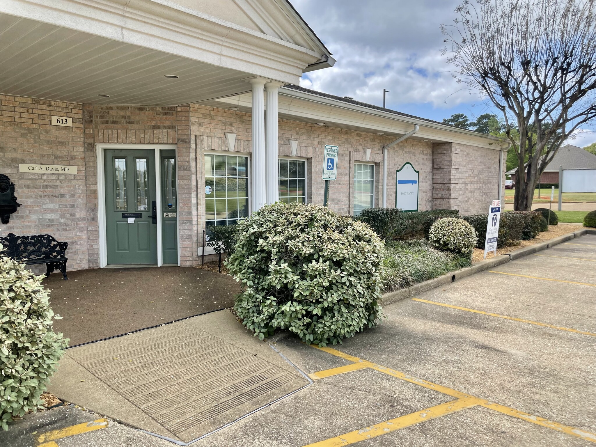 613 Russell Blvd, Nacogdoches, TX for Rent